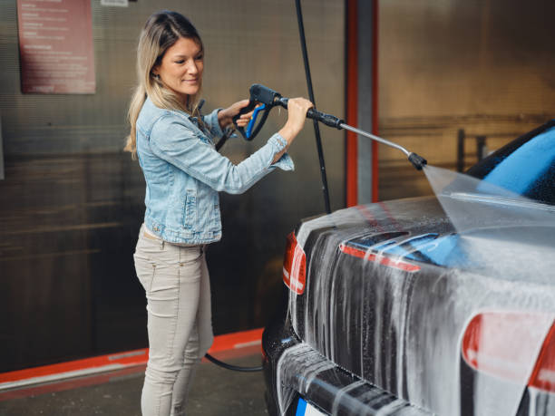 Best Affordable Power Washing  in Belleview, FL